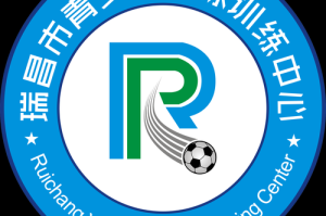 足球青训科技融合与全球协同发展