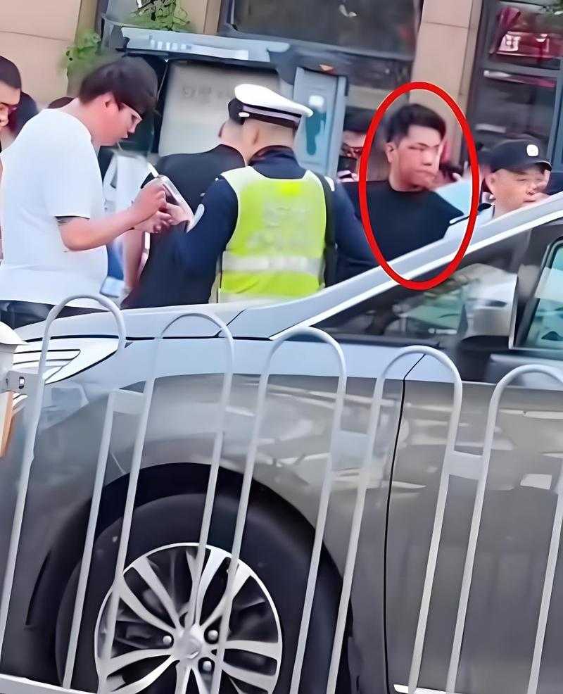 1.醉驾现场,血色黄昏下的惨烈瞬间,醉驾失控血色黄昏,惨烈瞬间定格人间无常